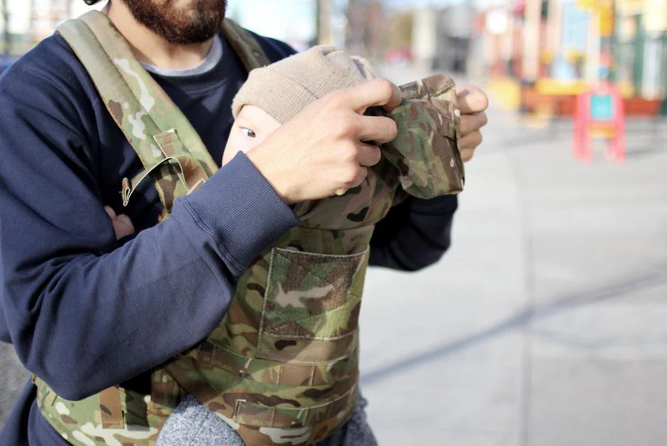 Ferro Concepts Baby Carrier - Image 13